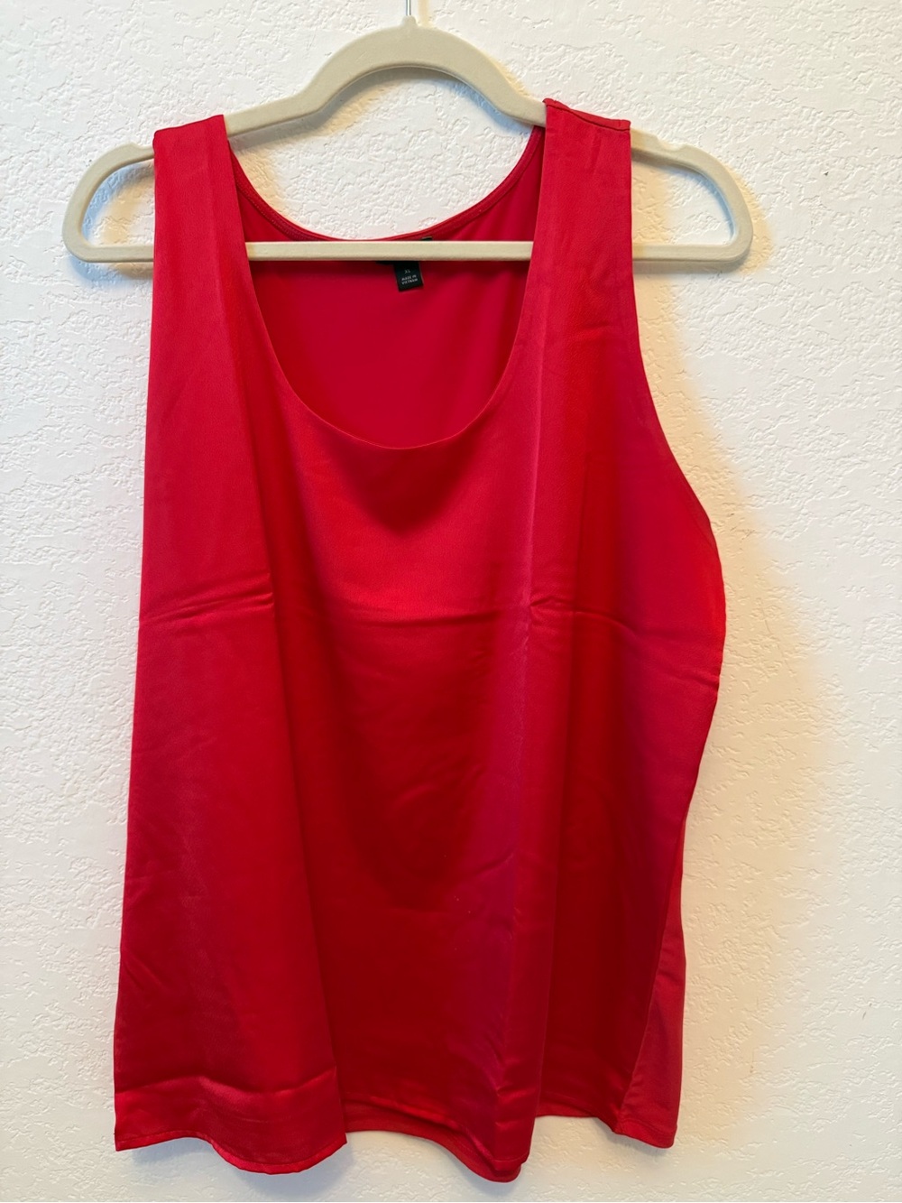 Ann Taylor Classic Red Women's Sleeveless Tank Top